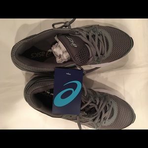 ASICS running shoes - Gray Sz 8 1/2